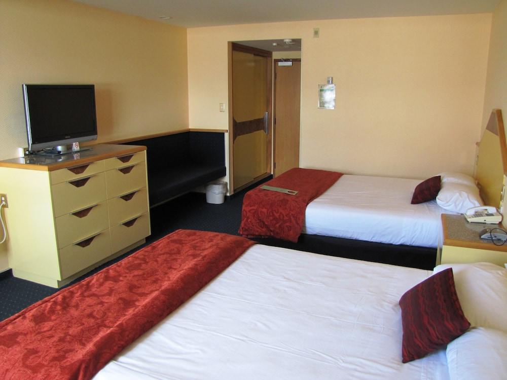 Distinction Luxmore Hotel Te Anau Extérieur photo