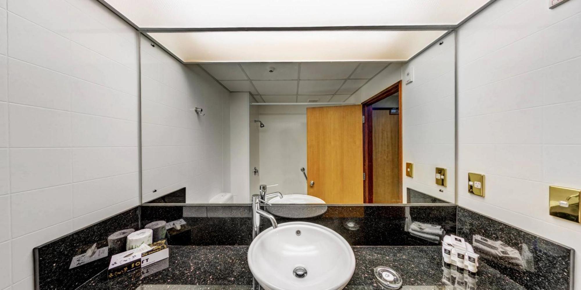 Distinction Luxmore Hotel Te Anau Extérieur photo