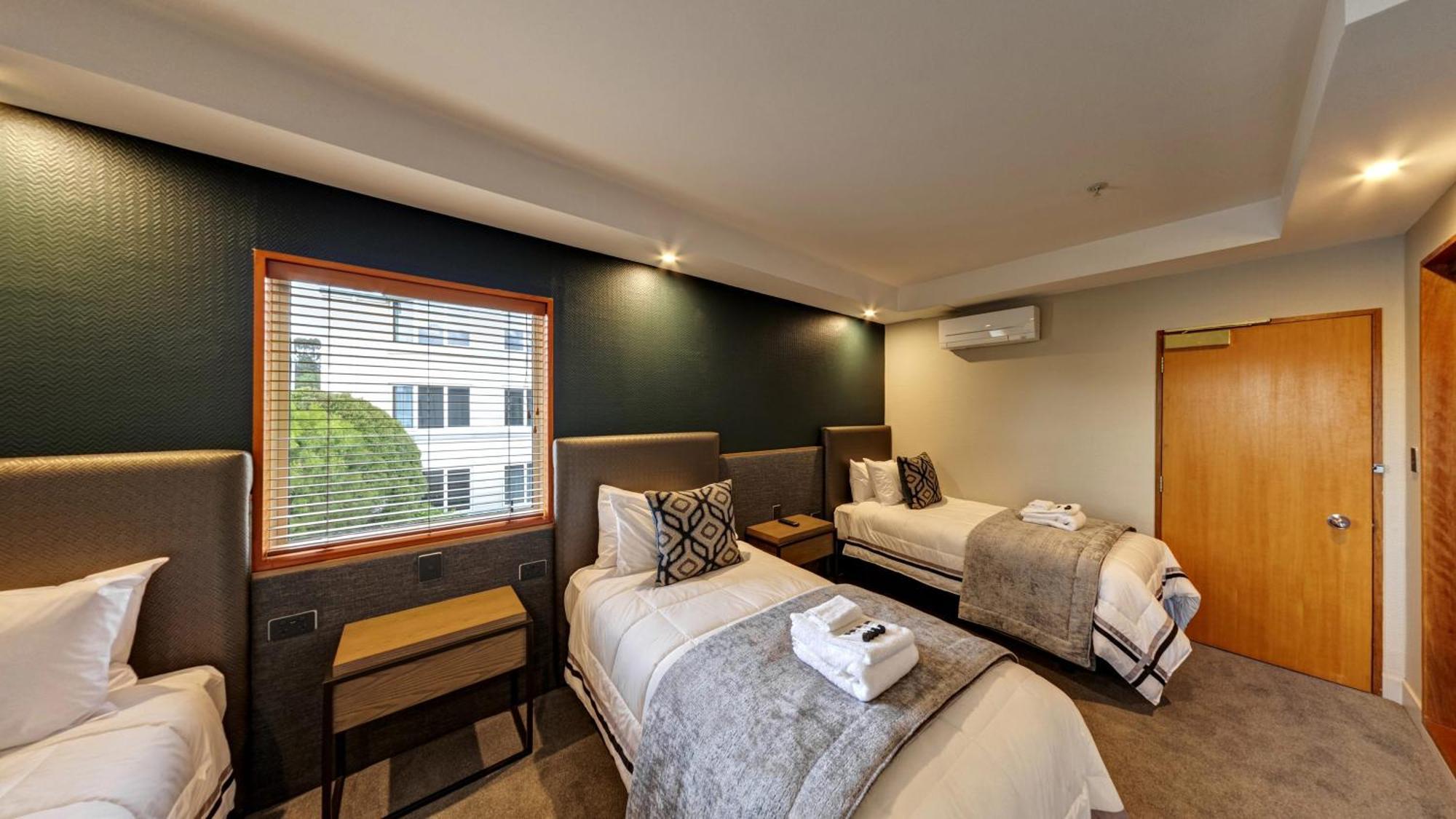 Distinction Luxmore Hotel Te Anau Extérieur photo